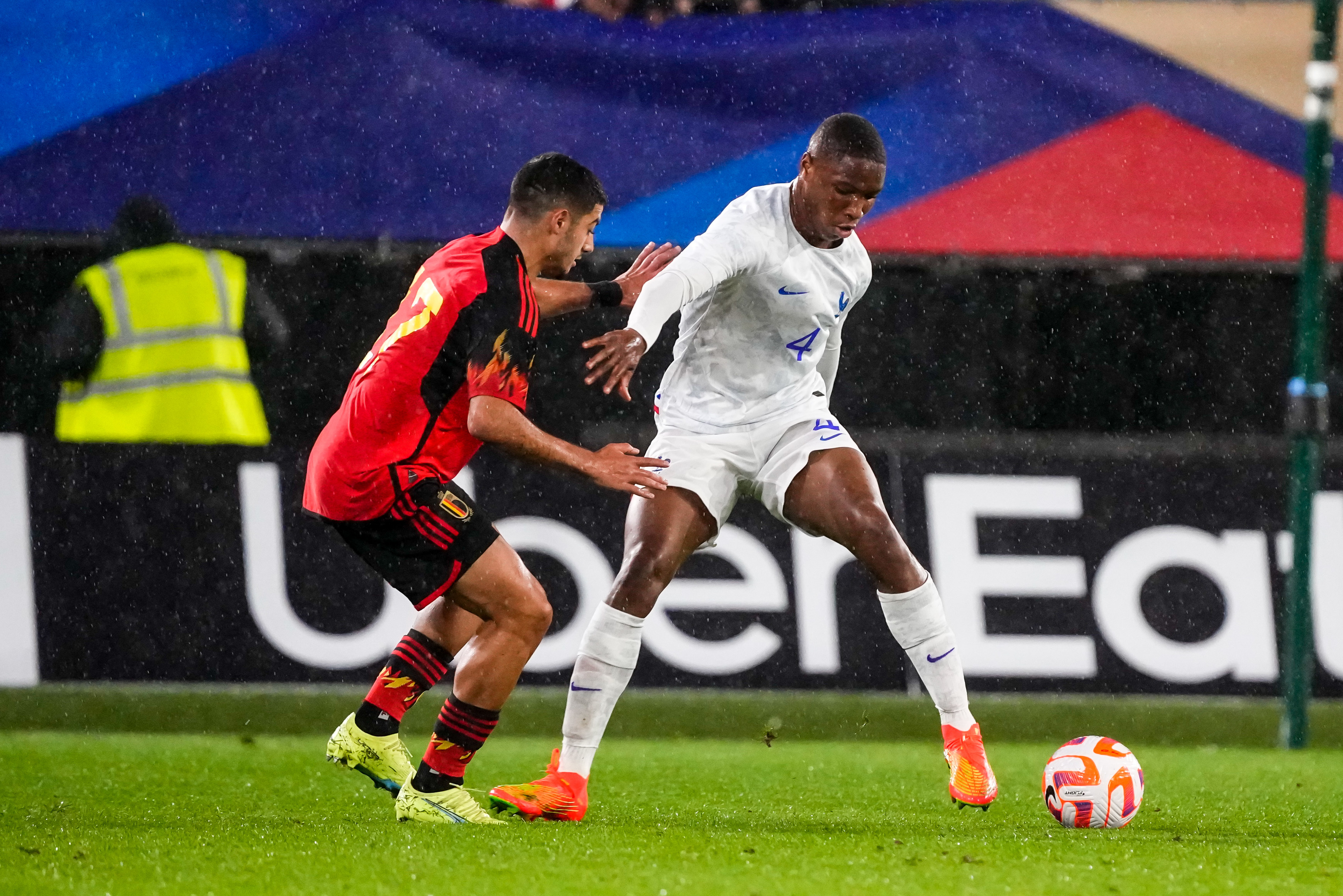 Bafodé Diakité avec les Espoirs