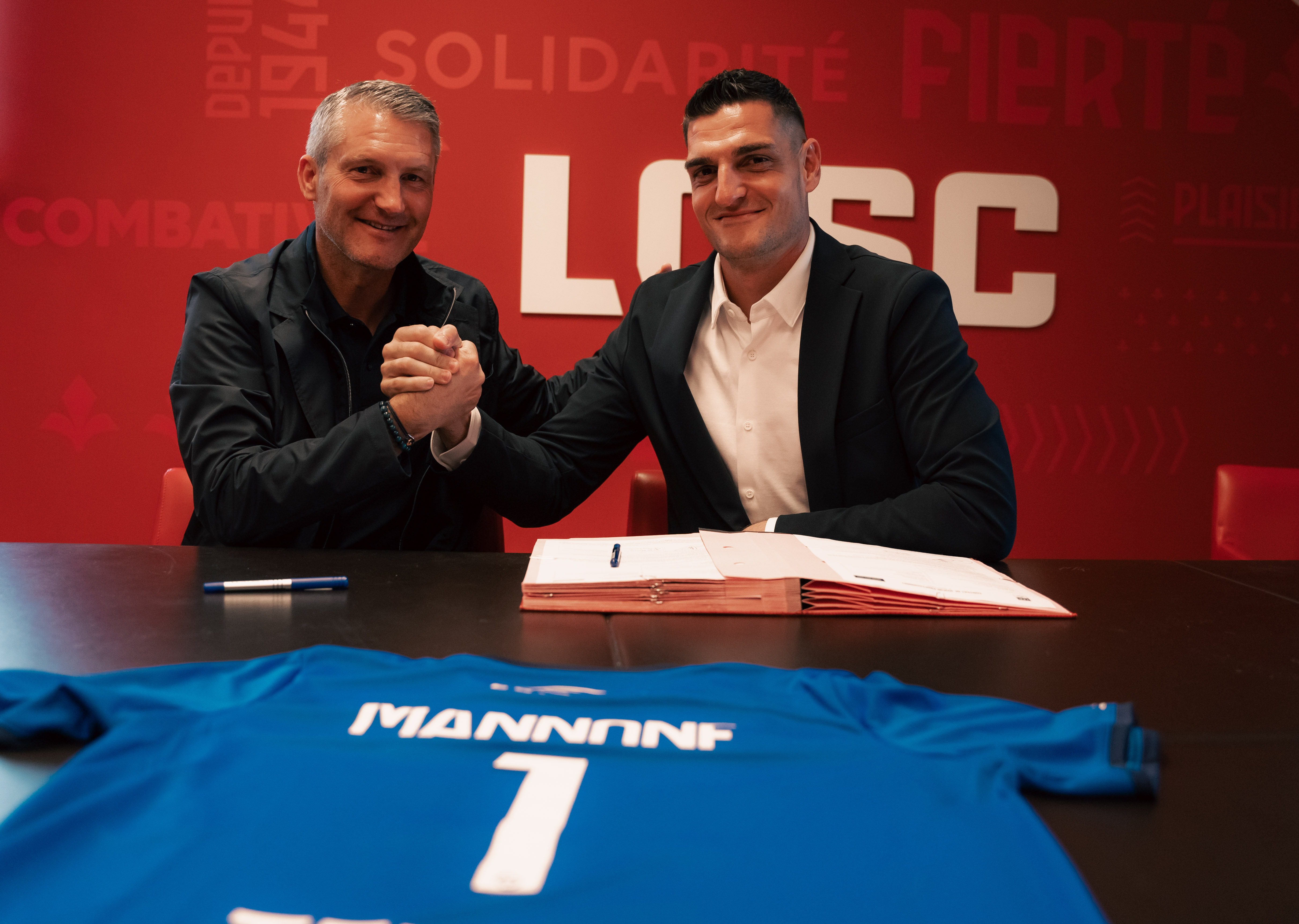 Il portiere italiano Vito Mannone è passato al LOSC