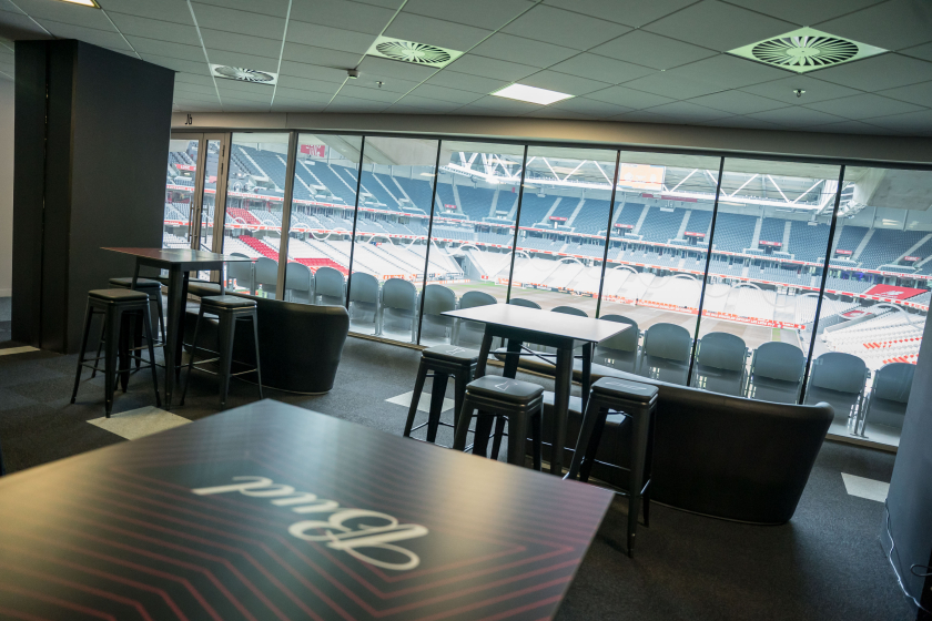 FAN BAR 